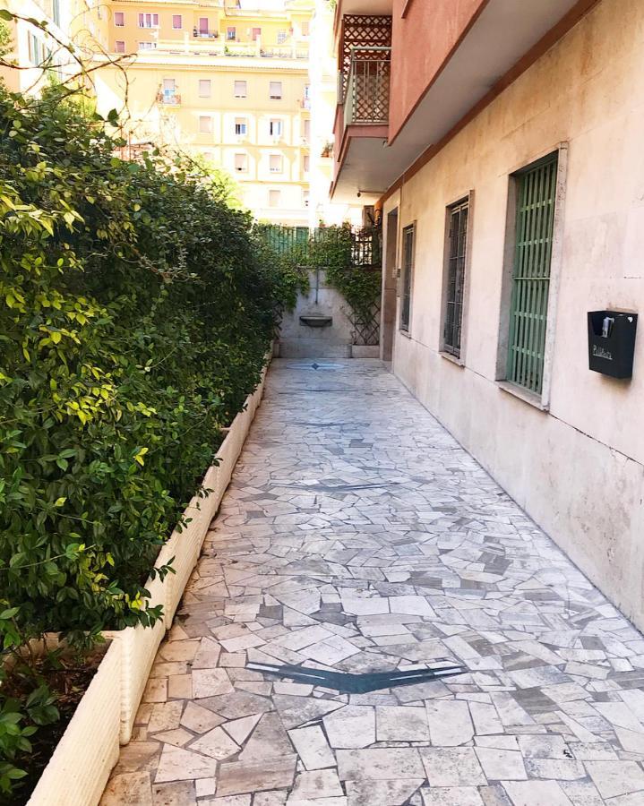 Appartamento Dea Flora Roma