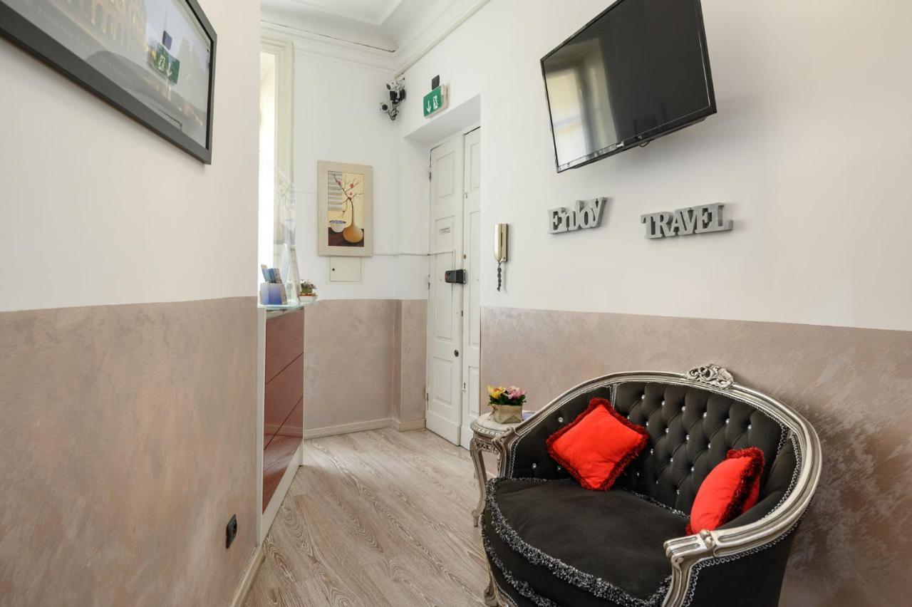 Guest house Cola Di Rienzo Suite Guest House 3*