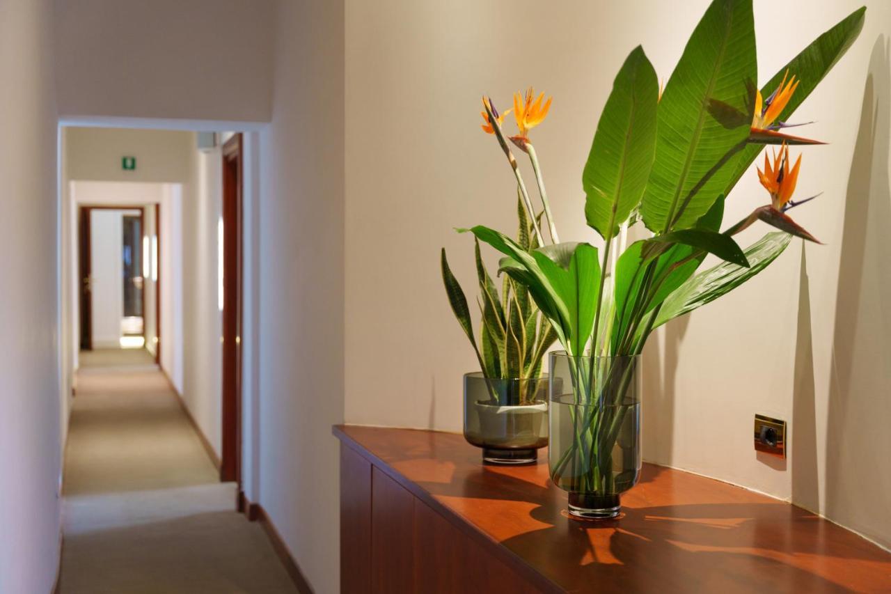 Hotel The Place 217