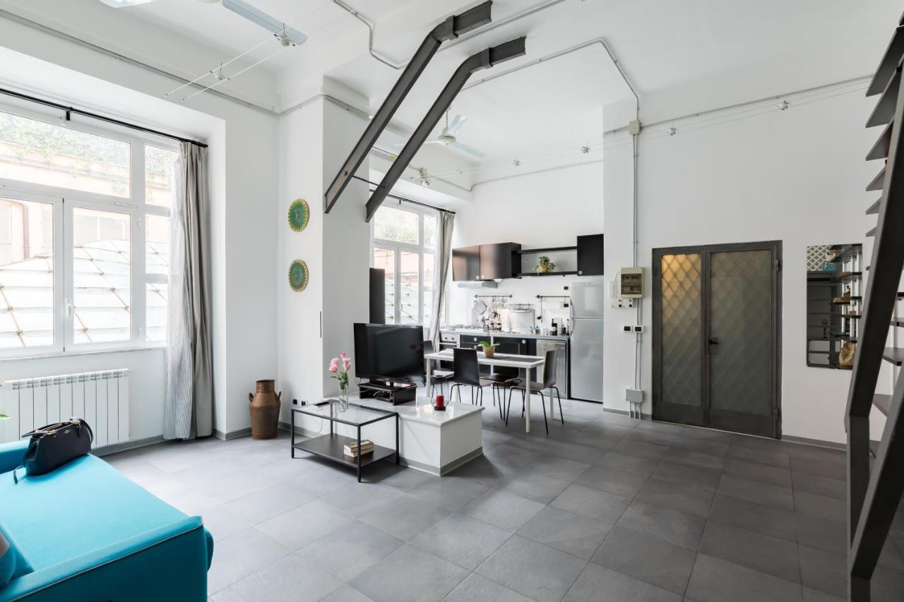 Trevi Modern Loft Appartamento *