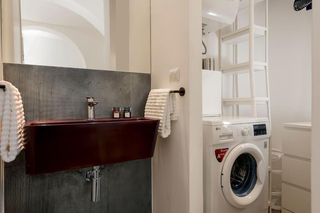 New! Design & Modern Apartment