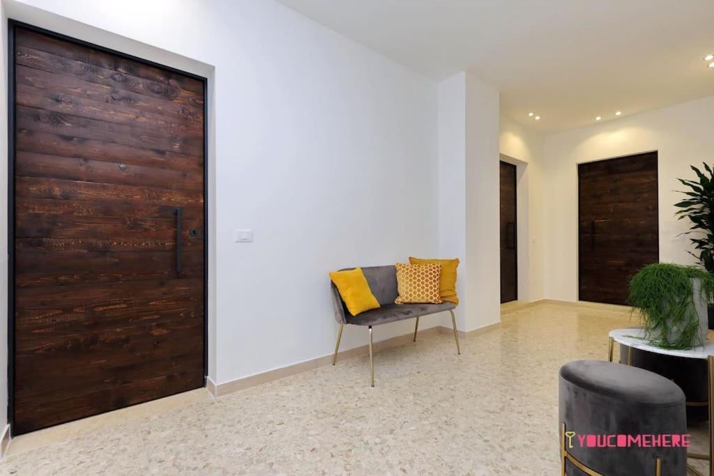 Ych-renovated And Design Flat Close To The Center *