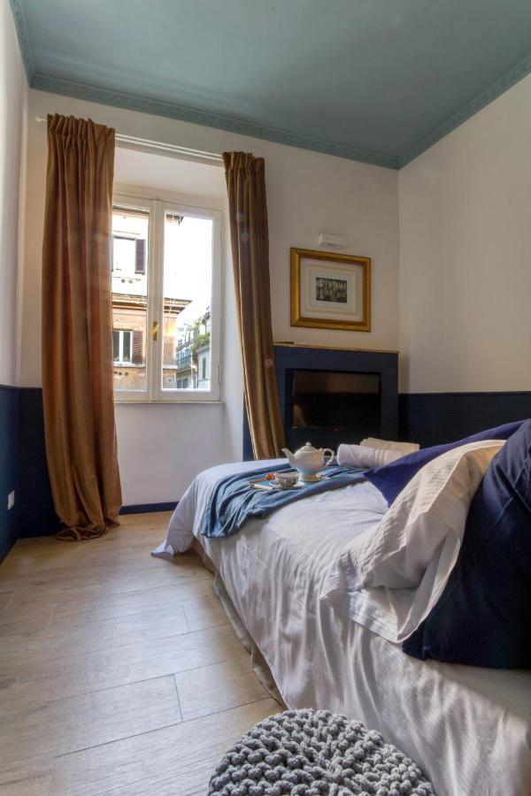Rasella44, Blu Apartment