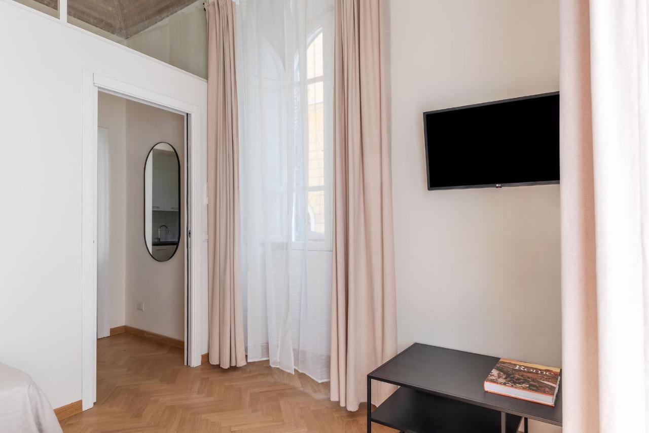 Castro Pretorio 3 - Fromhometorome Roma