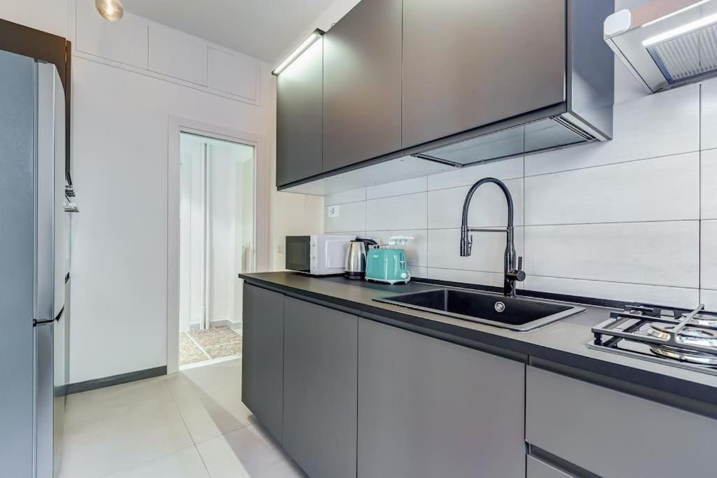Gianicolo With Terrace Apartment Rome