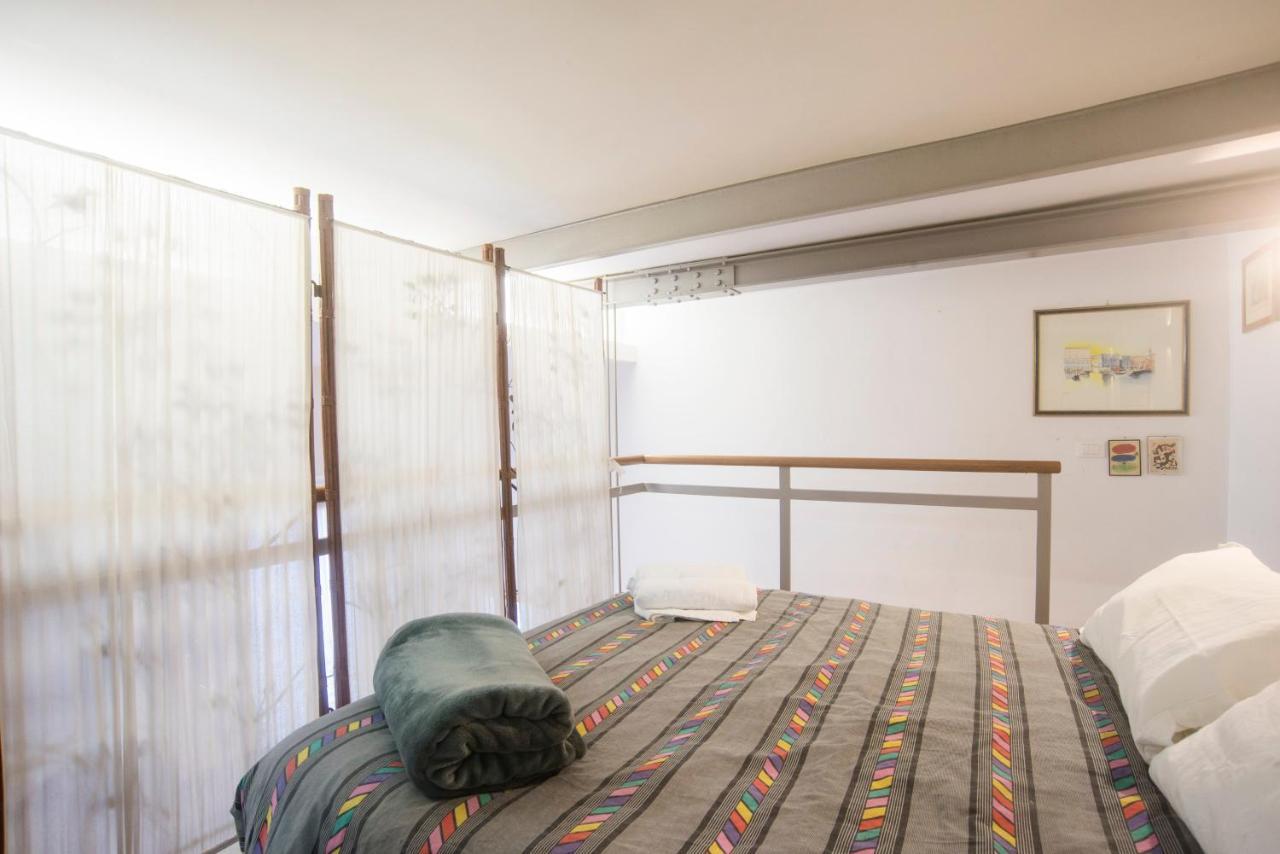 Loft In Testaccio Apartment *
