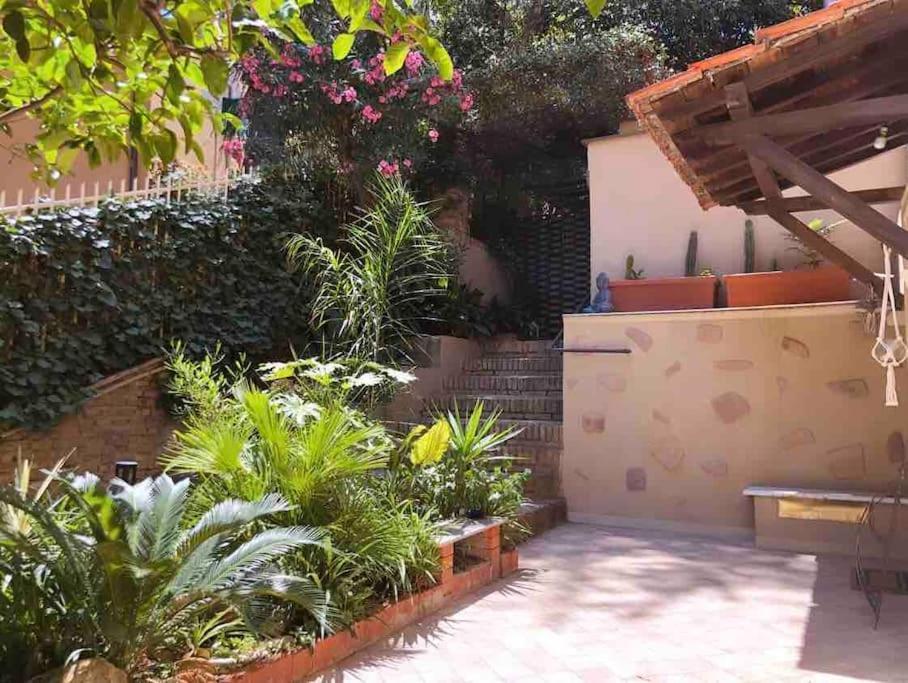 Holiday home Isola Roger - Con Giardino A