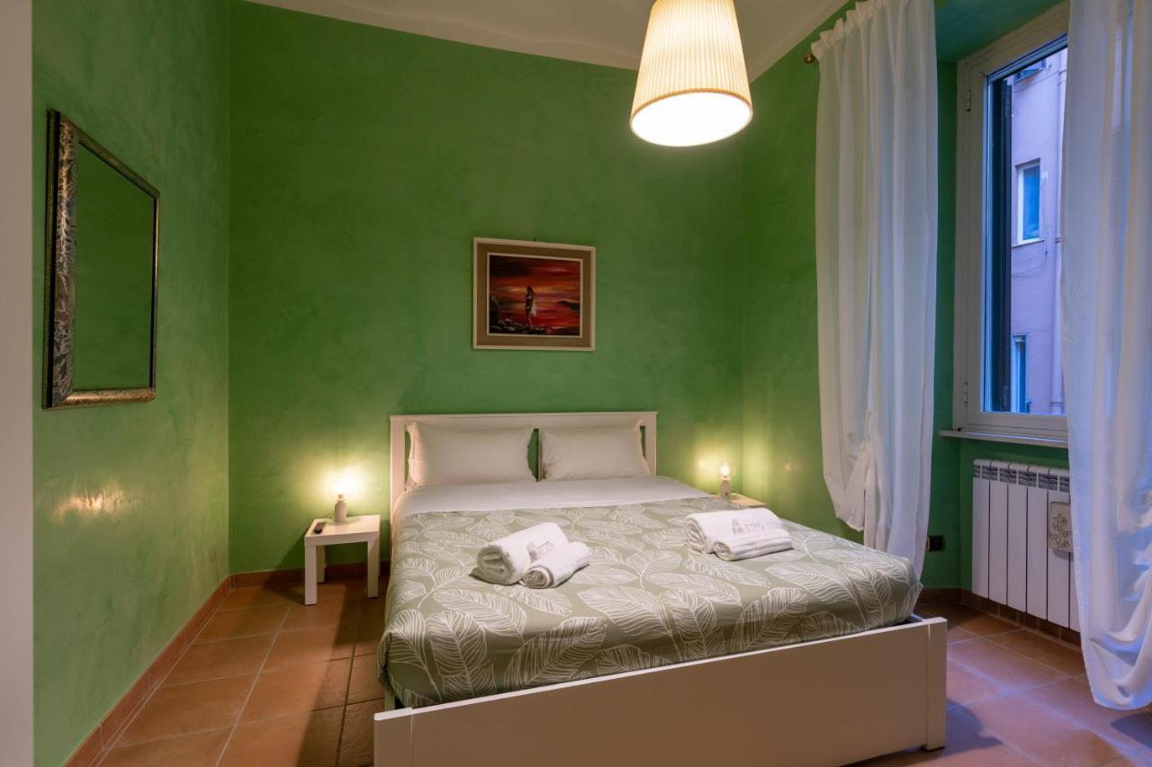 Ampio Con Vinili In Centro Storico Apartment