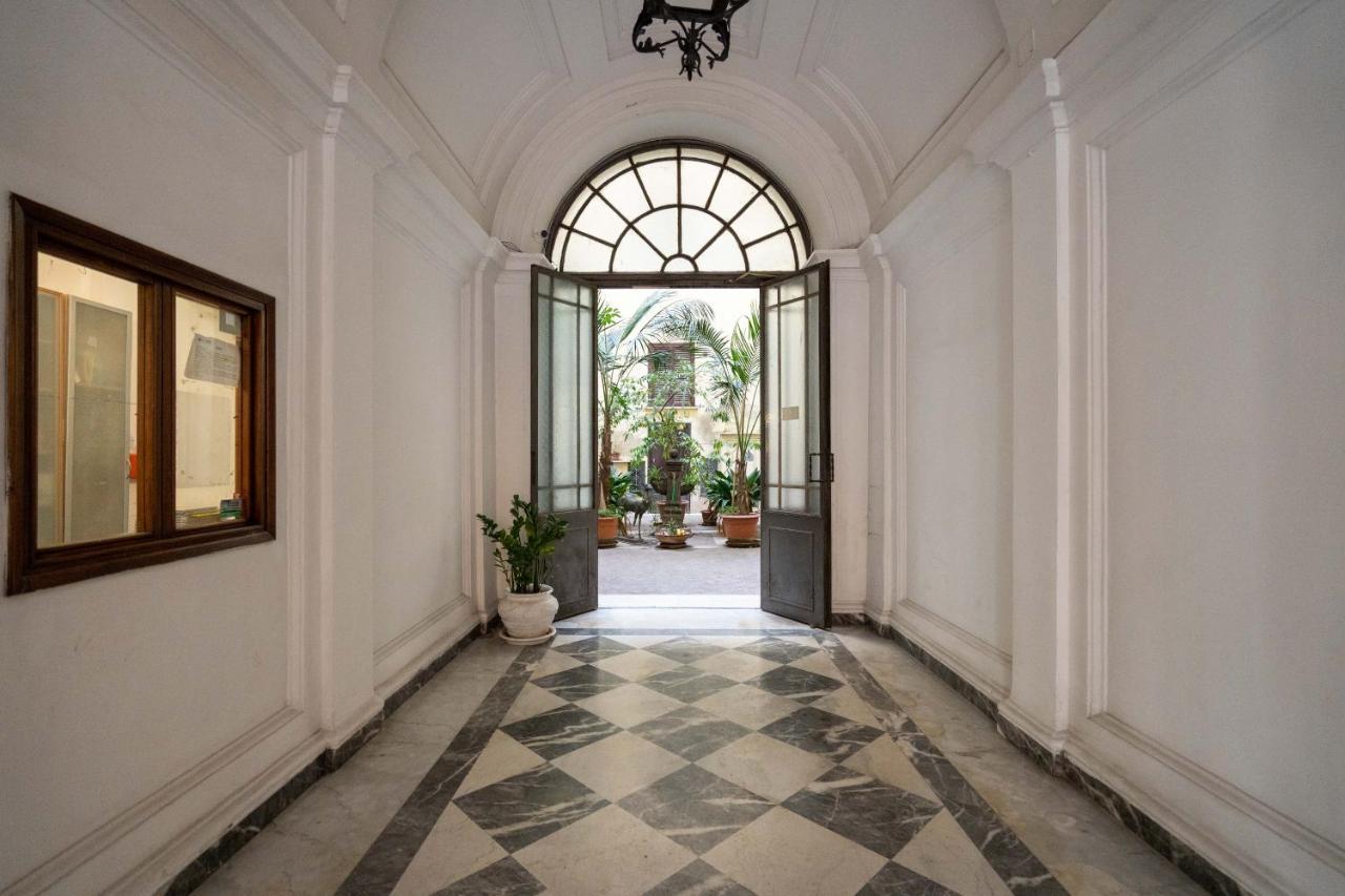 Apartment Ampio Con Vinili In Centro Storico
