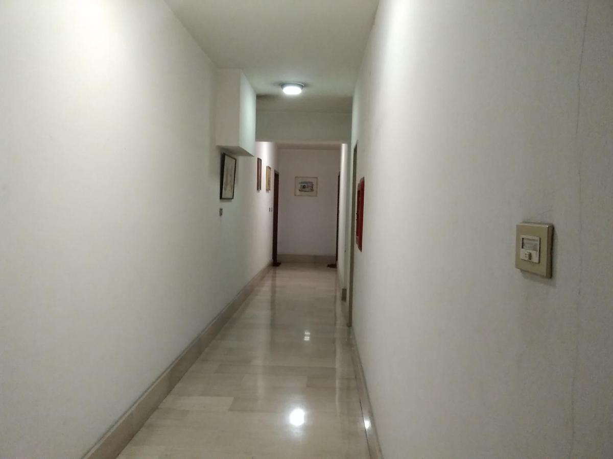 Euroom1 *
