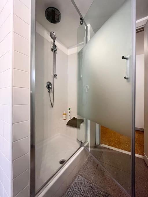 Apartment Homy Host - Bilocale A Testaccio Nel Cuore Di Rome