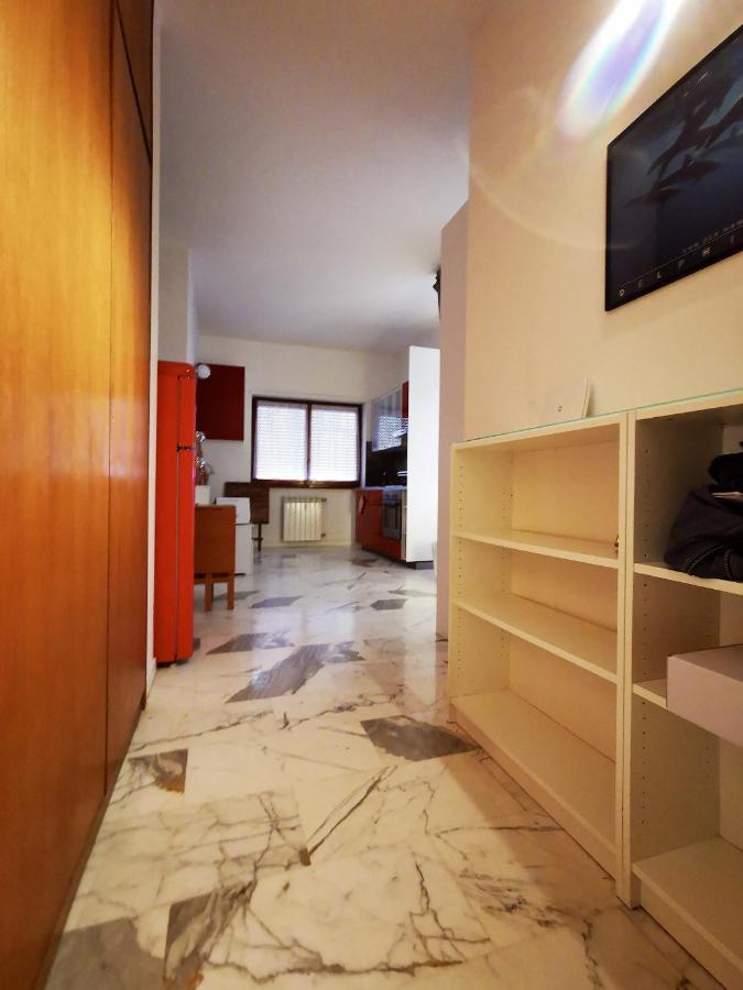 Rouge Studio - 10 Min From Vatican Appartamento Roma