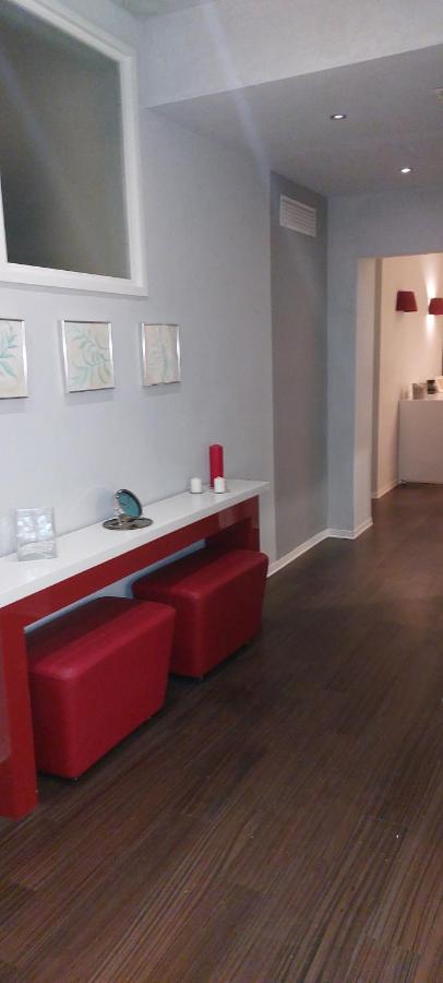 Pantofola Del Papa Luxury At Vatican Apartment Rome