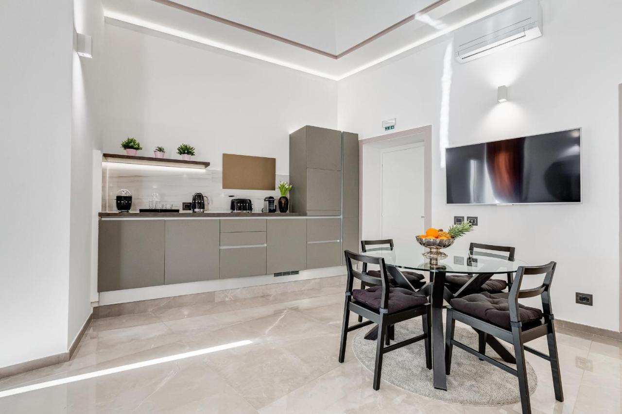 Unoseitre - Luxury & * Rome