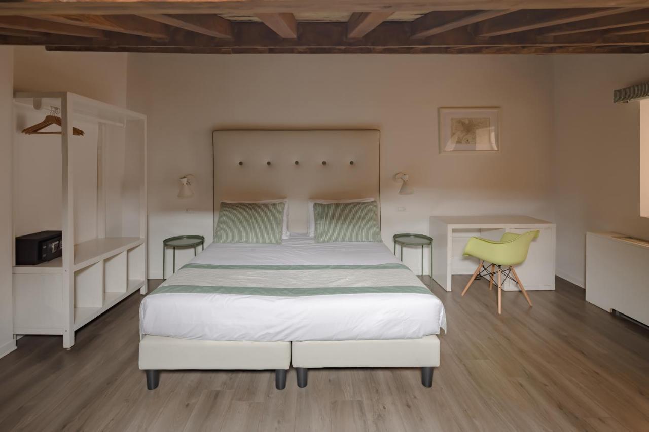 Palazzo Lupardi Relais Bed & Breakfast 3*