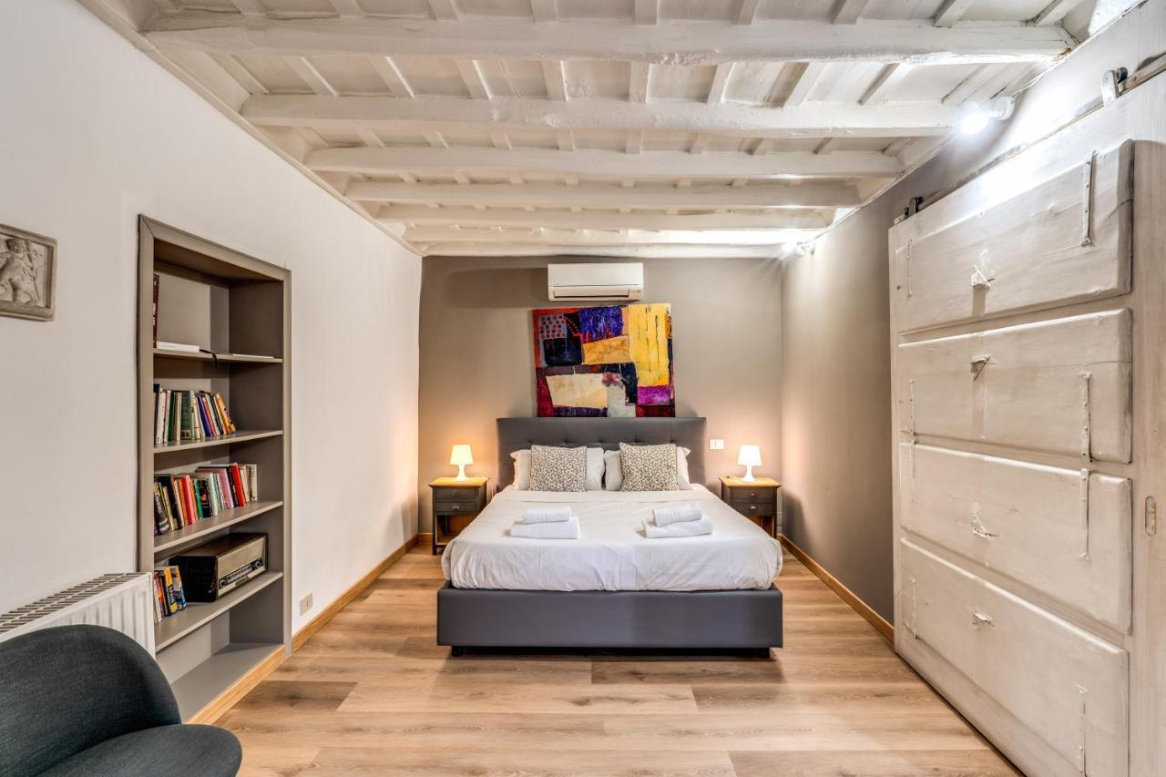 Lovely Spacious Near The Colosseum Rome