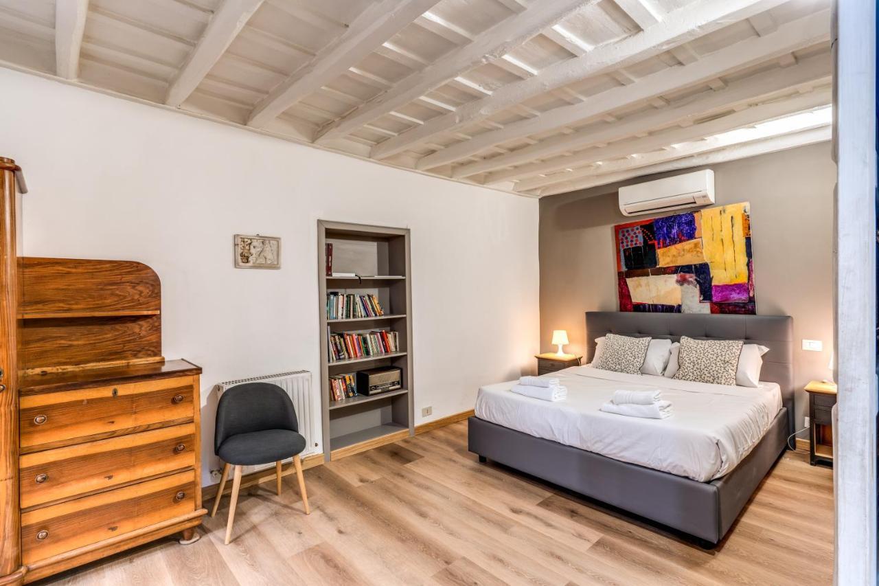 Apartment Lovely Spacious Near The Colosseum Rome