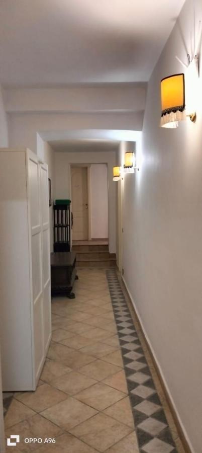 Colosseum B Guest house
