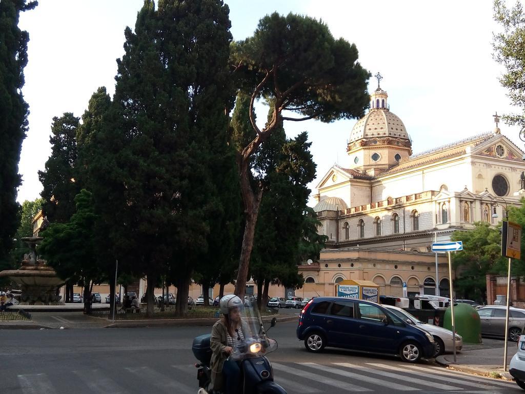 Near The Vatican Apartment