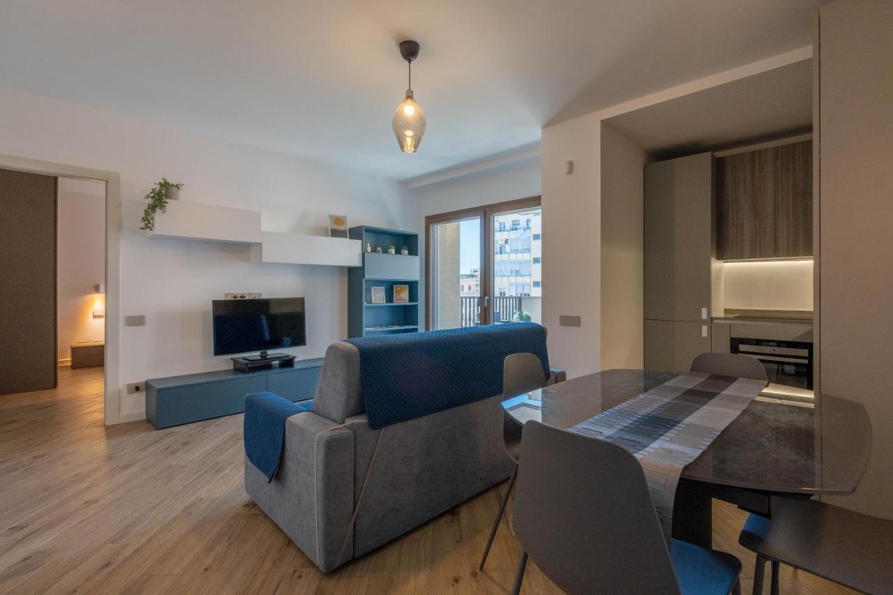 Aurealiving - Trastevere With Rooftop & Gym, Your Place In