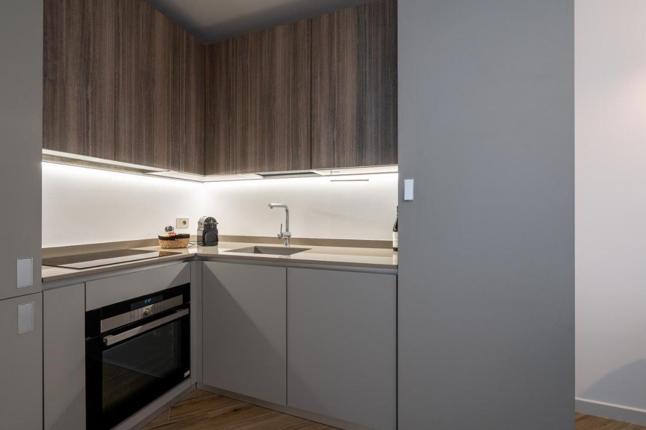 Aurealiving - Trastevere With Rooftop & Gym, Your Place In Apartment