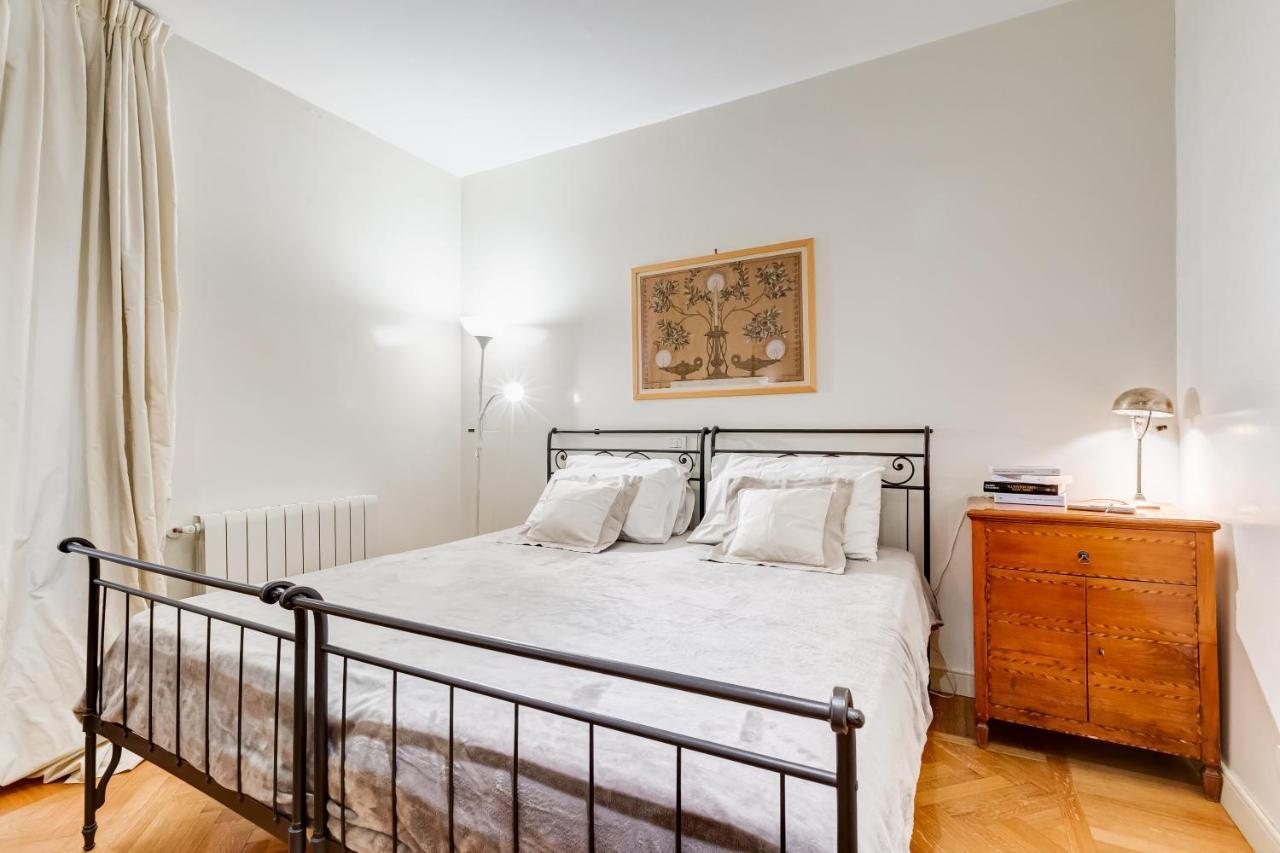 Pantheon Exclusive House Rome
