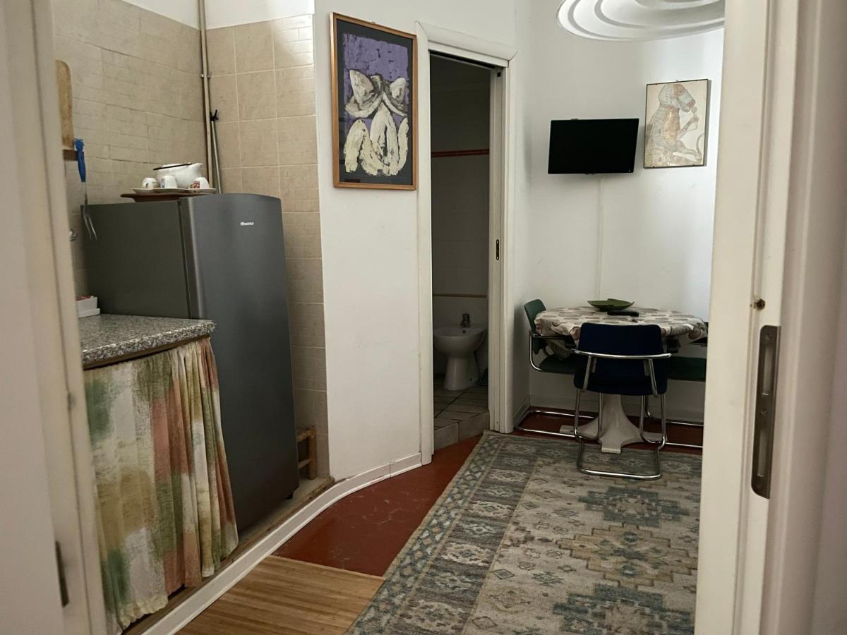 Bed & Breakfast House