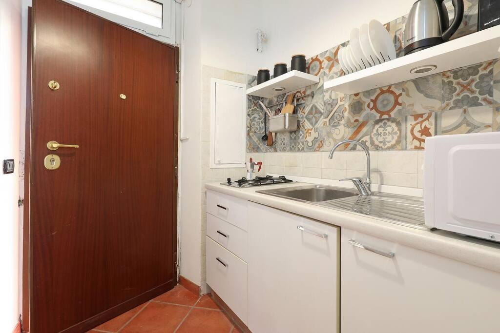 Blu Flamingo Trilussa Apartment Rome