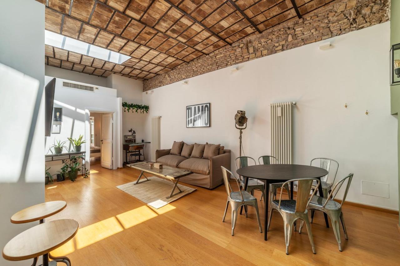 Cancelleria Rooftop Garden Apartment
