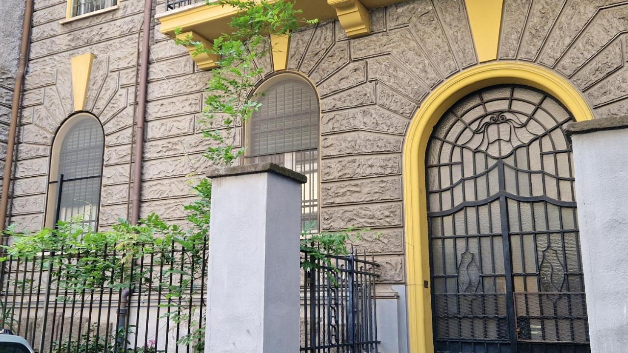 Guest house 4rooms In *
