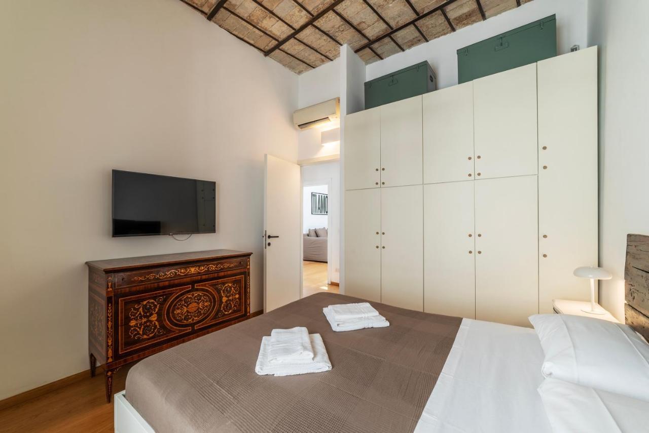 Cancelleria Rooftop Garden Apartment
