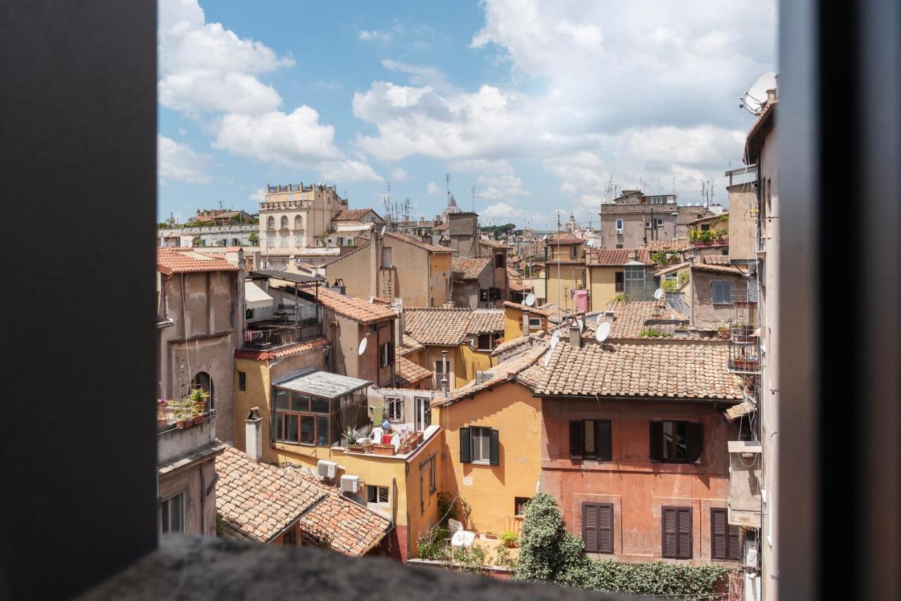 Cancelleria Rooftop Garden Rome