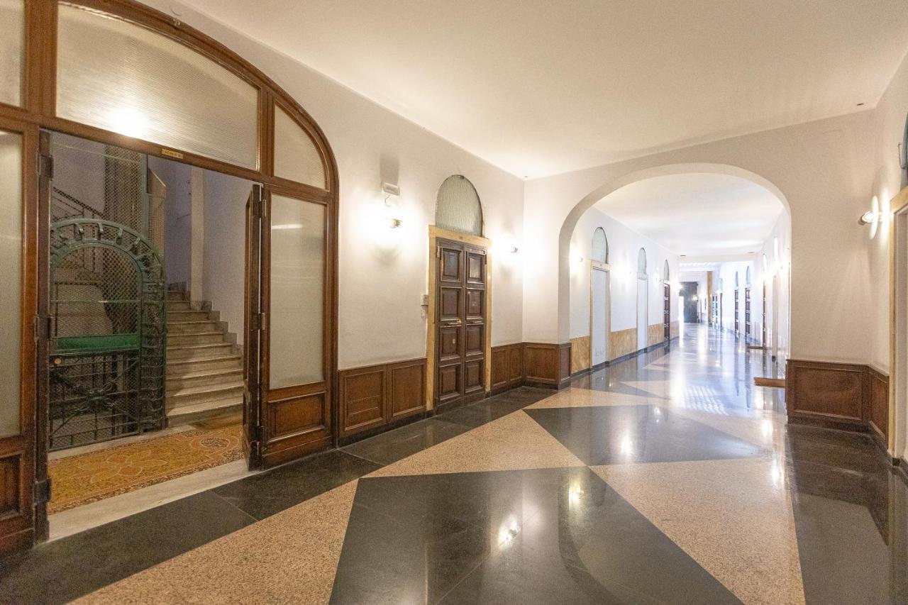 Appartamento Corso View By In Roma