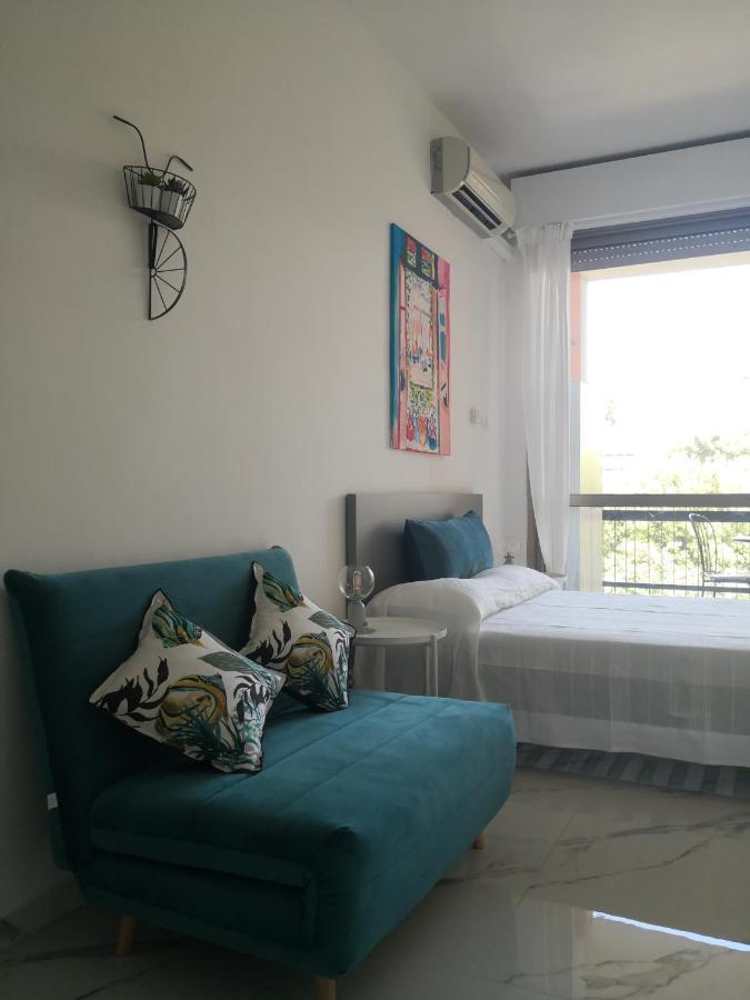 Aurelia City Garden Apartment *