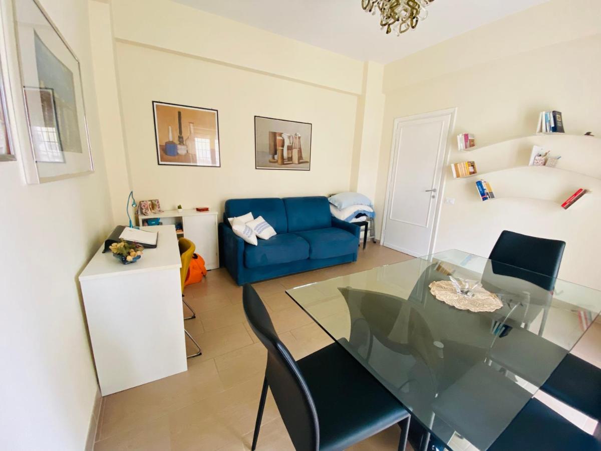 Apartment Comfy In Near Metro