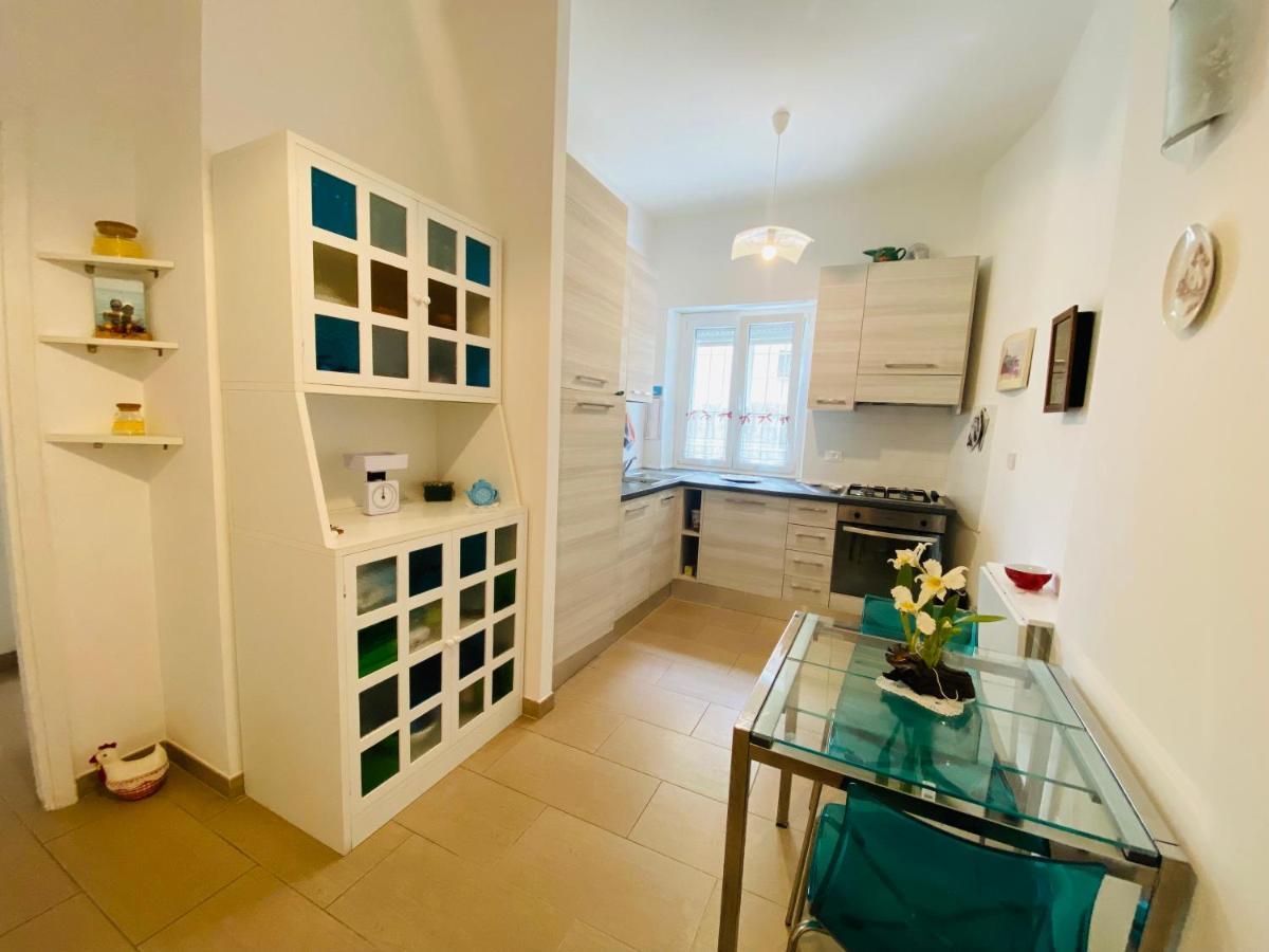Apartment Comfy In Near Metro Rome