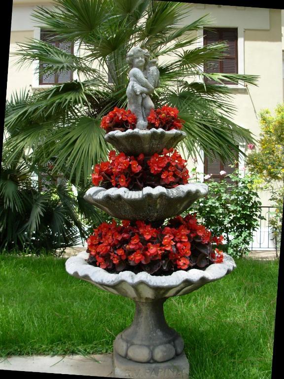 Maria Rosa Molas - Casa Per Ferie Guest house