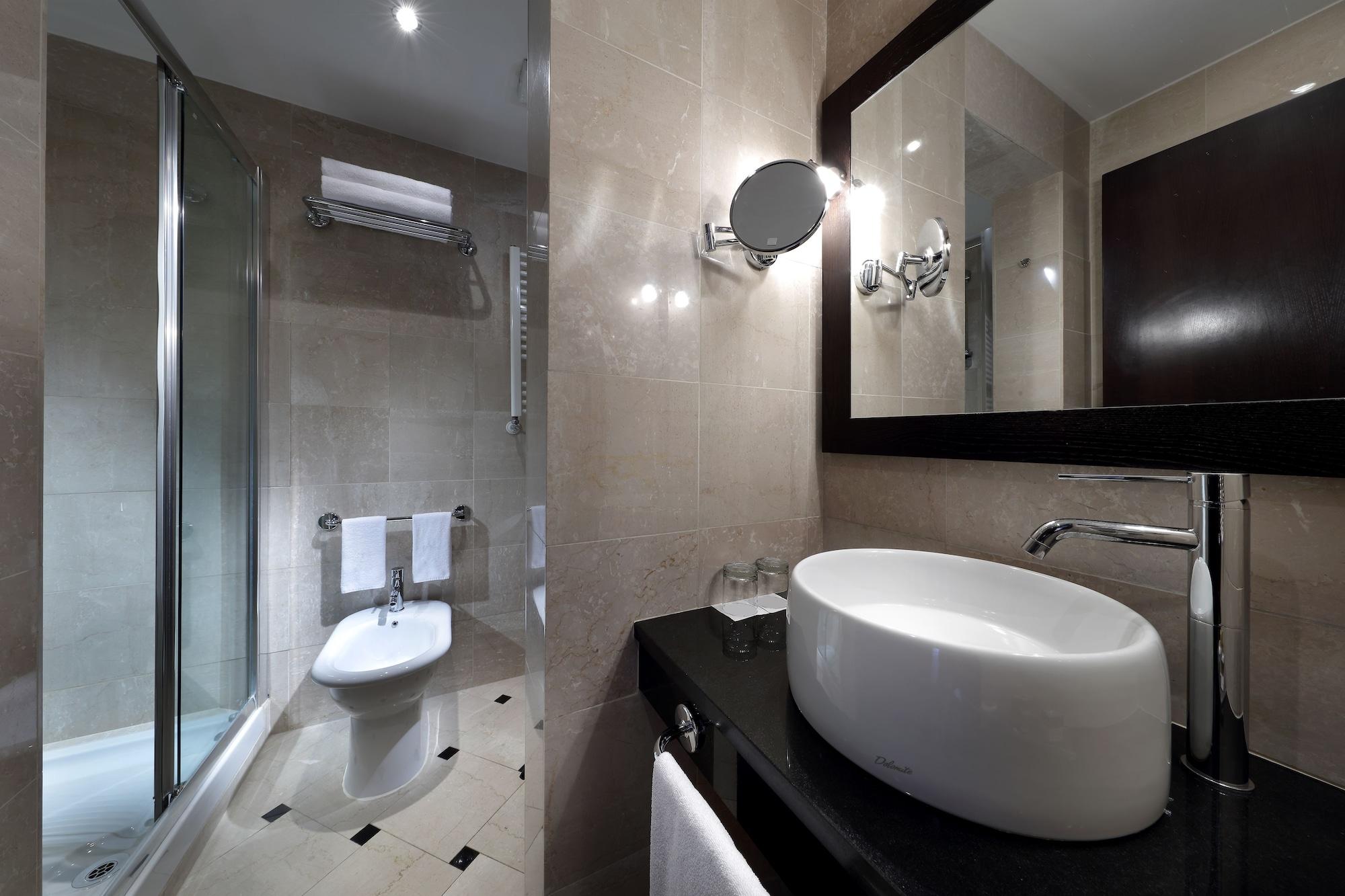 Exe International Palace 4*
