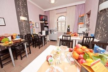 Cesar Palace Guest house Rome