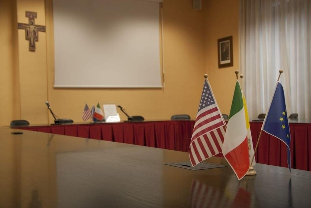Guest house Casa La Salle - Vaticano 3*