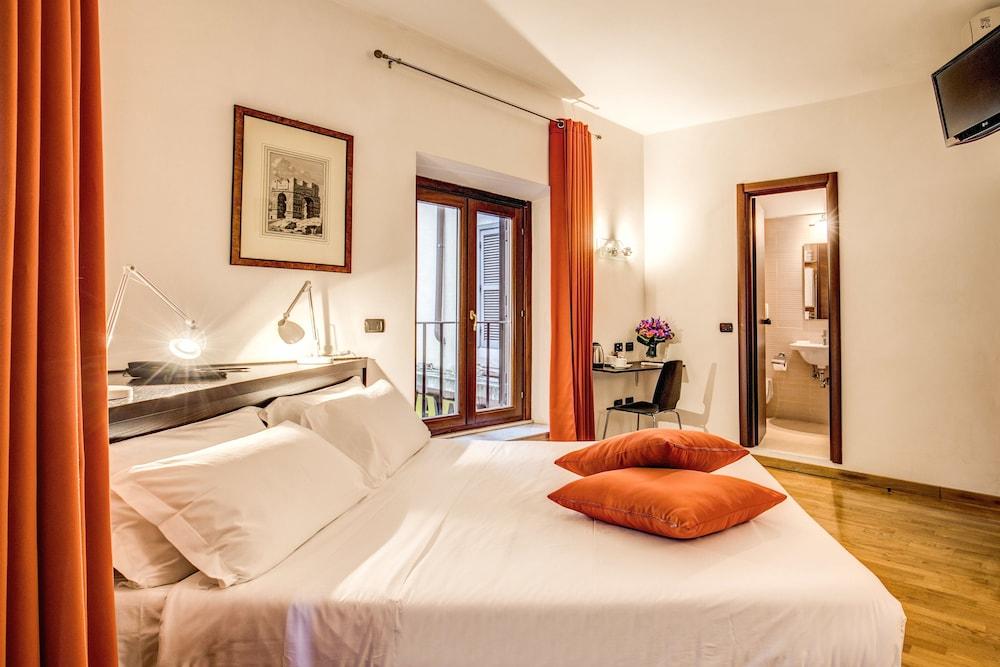 Abruzzi Hotel Rome