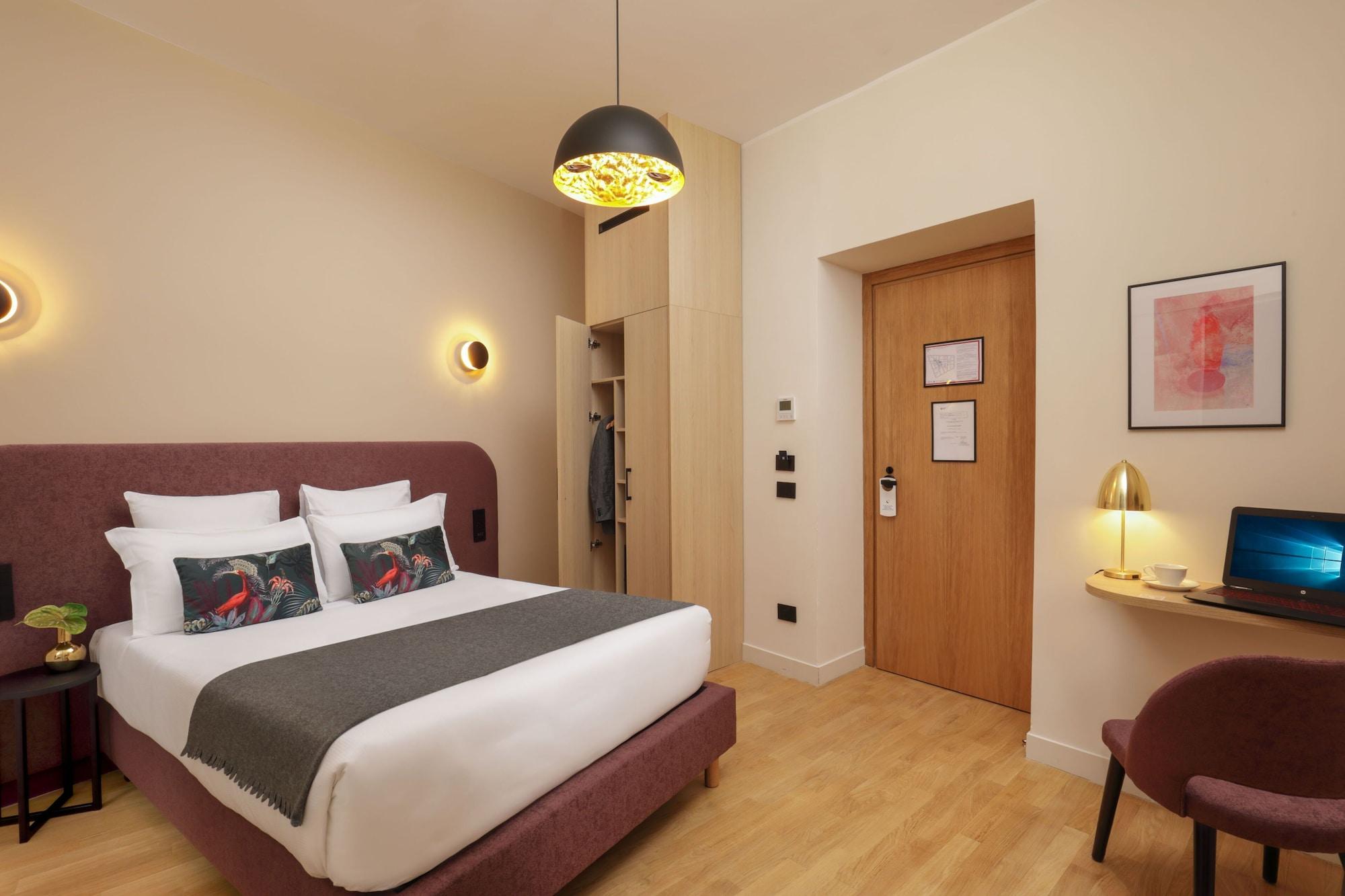 9hotel Cesari Hotel Rome