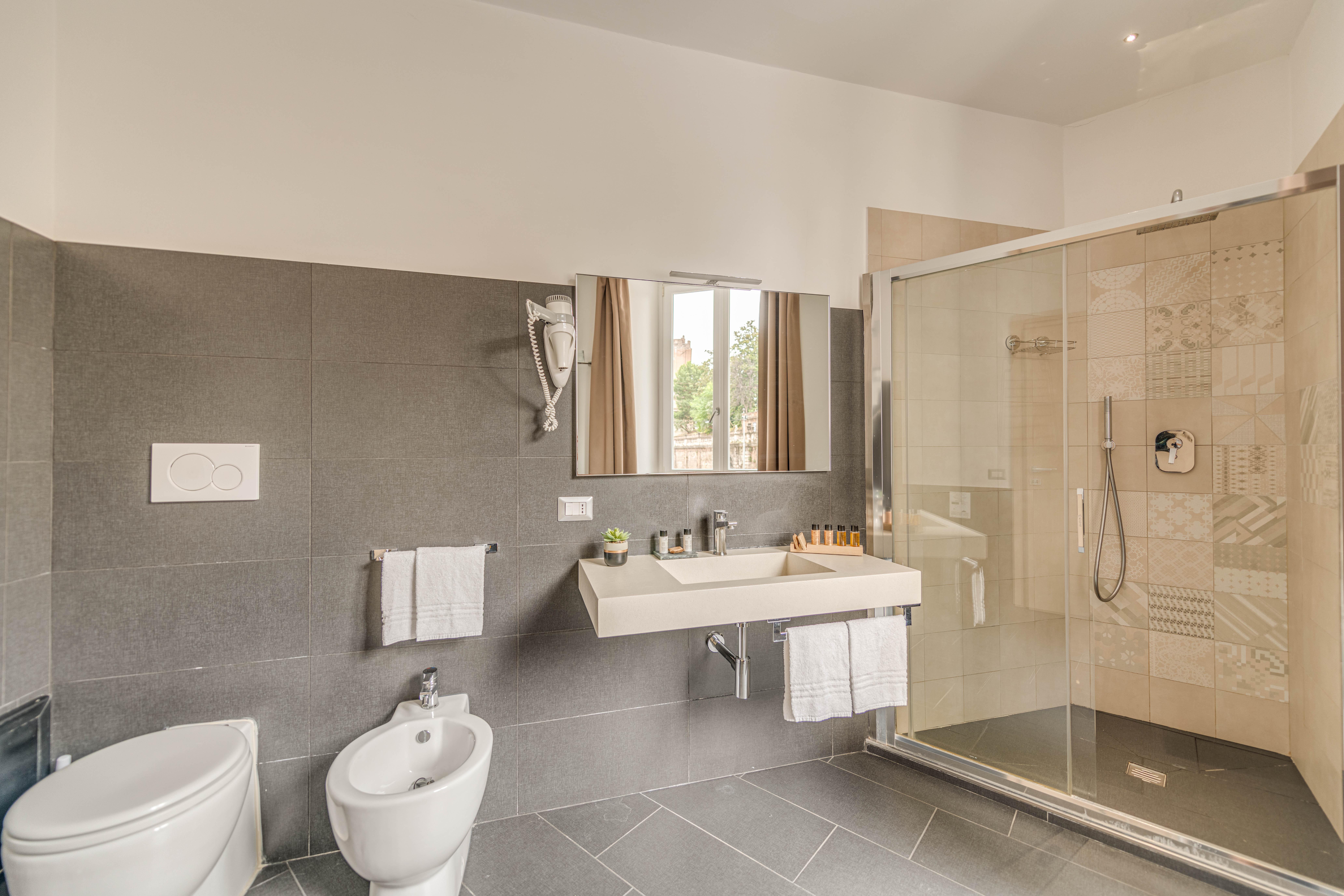 Trevi Hotel 3*