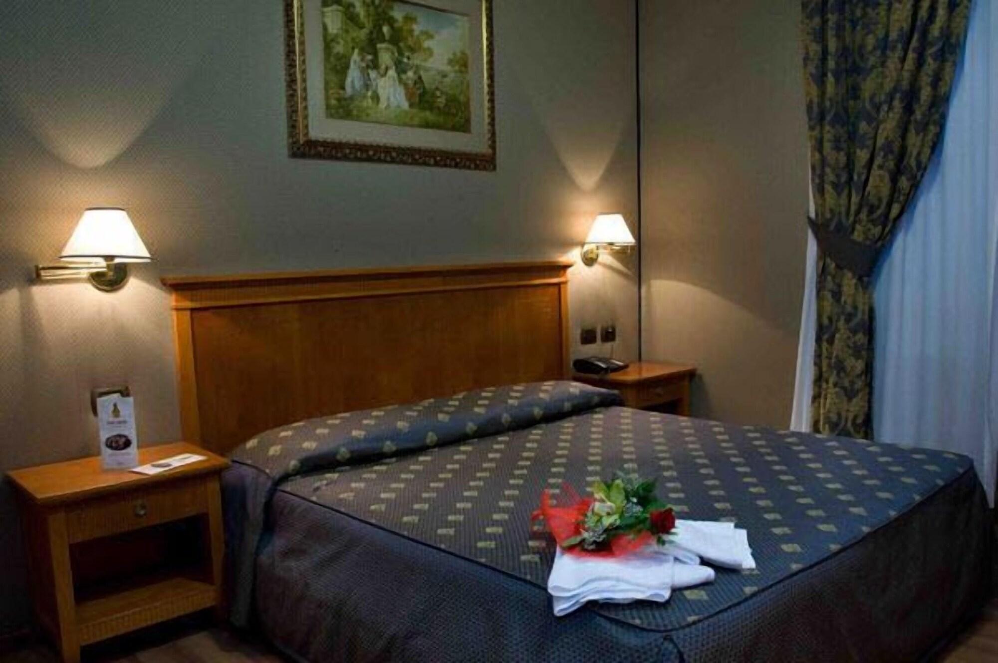 Rimini 3* Rome