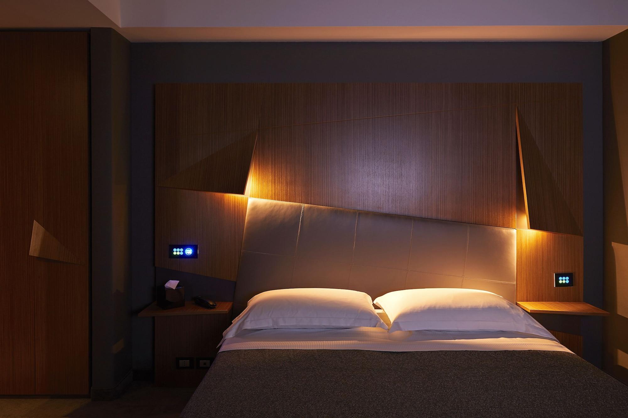 The Building Hotel