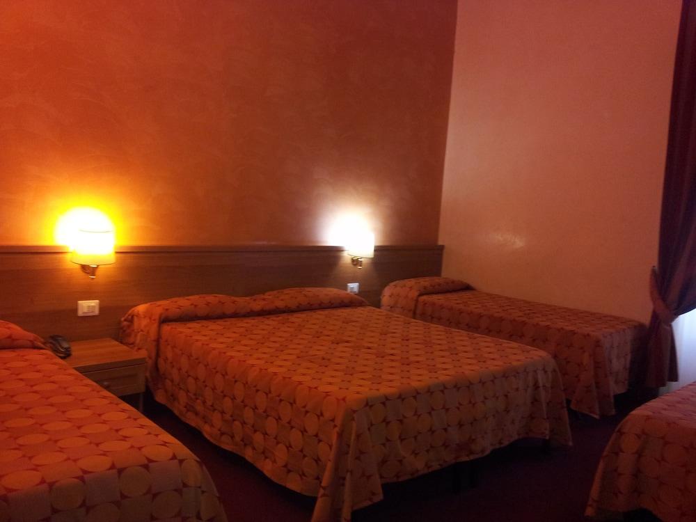 New Morpheus 3* Rome