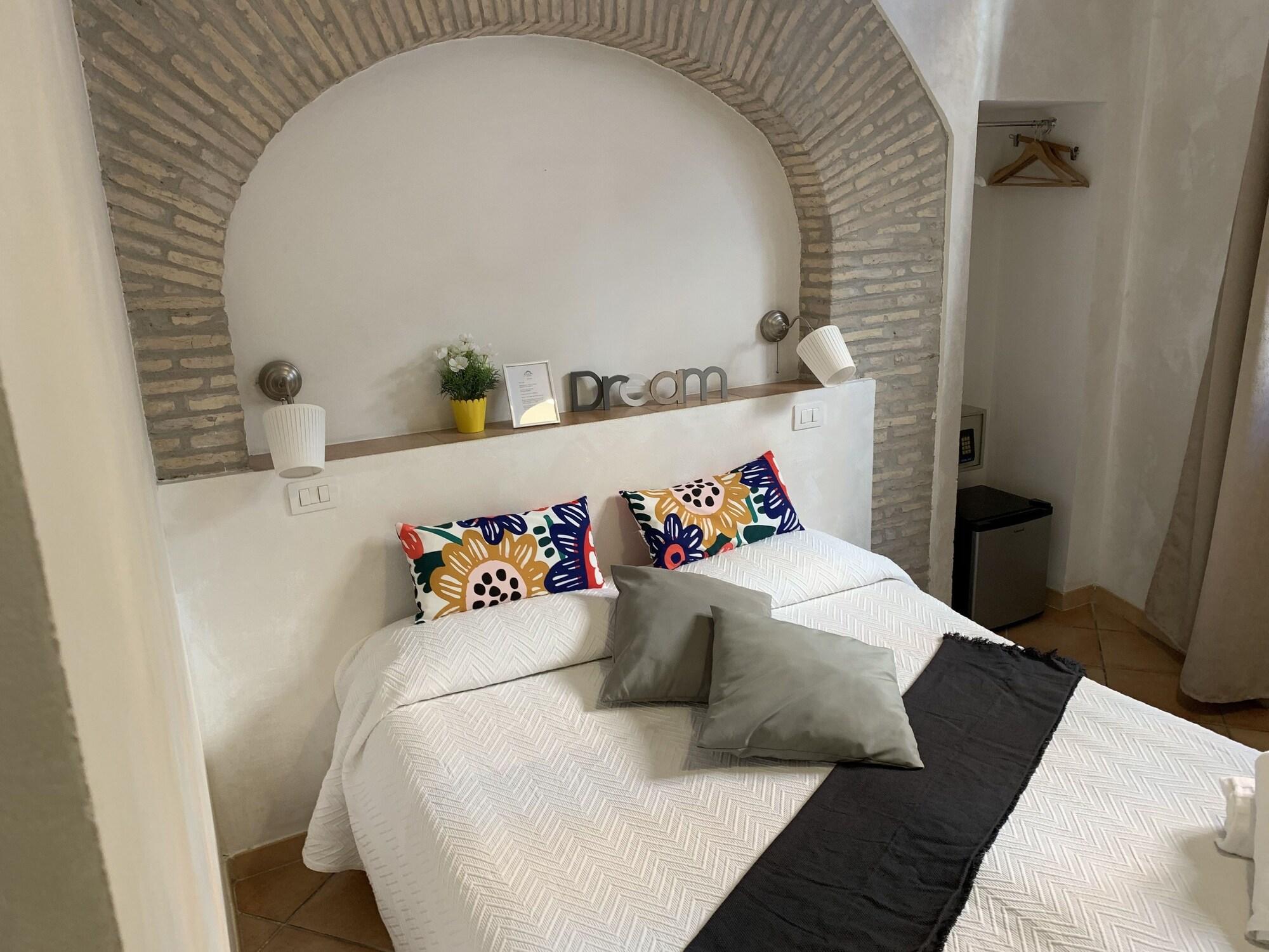 Gulliver's Guest house 2*