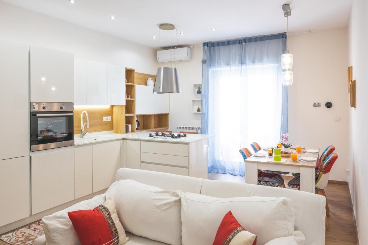 Apartment Cozy Flat With Terrace At Trastevere Train Station Rome