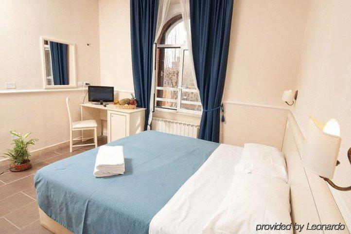 Guest house Cesar Palace 2*