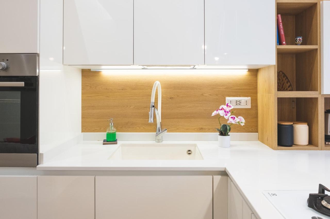 Cozy Flat With Terrace At Trastevere Train Station Apartment